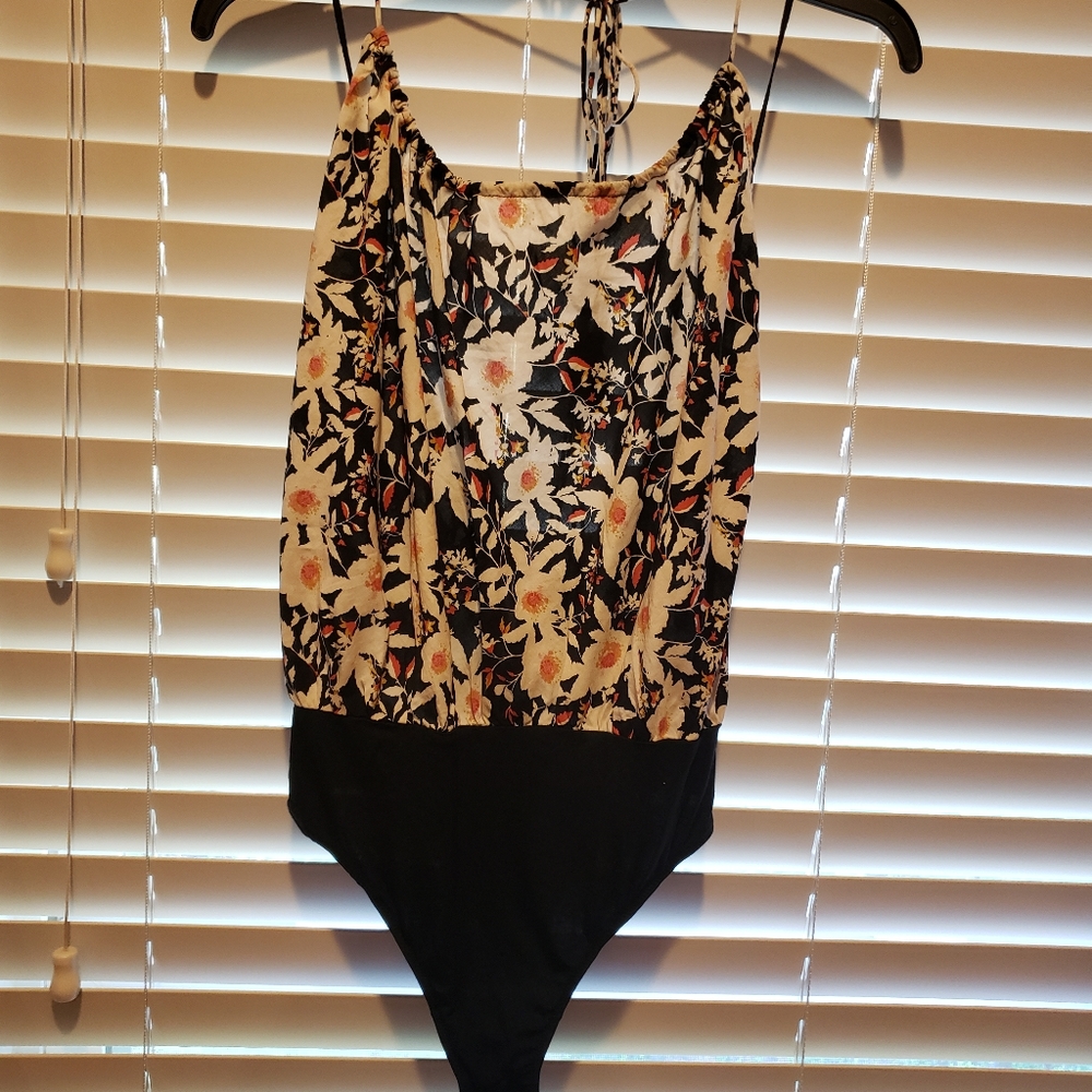 NWT FREE PEOPLE pin under